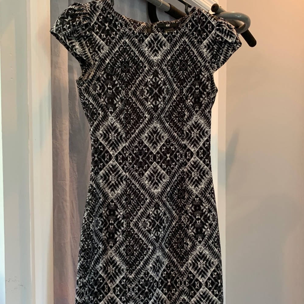 Black and white dress